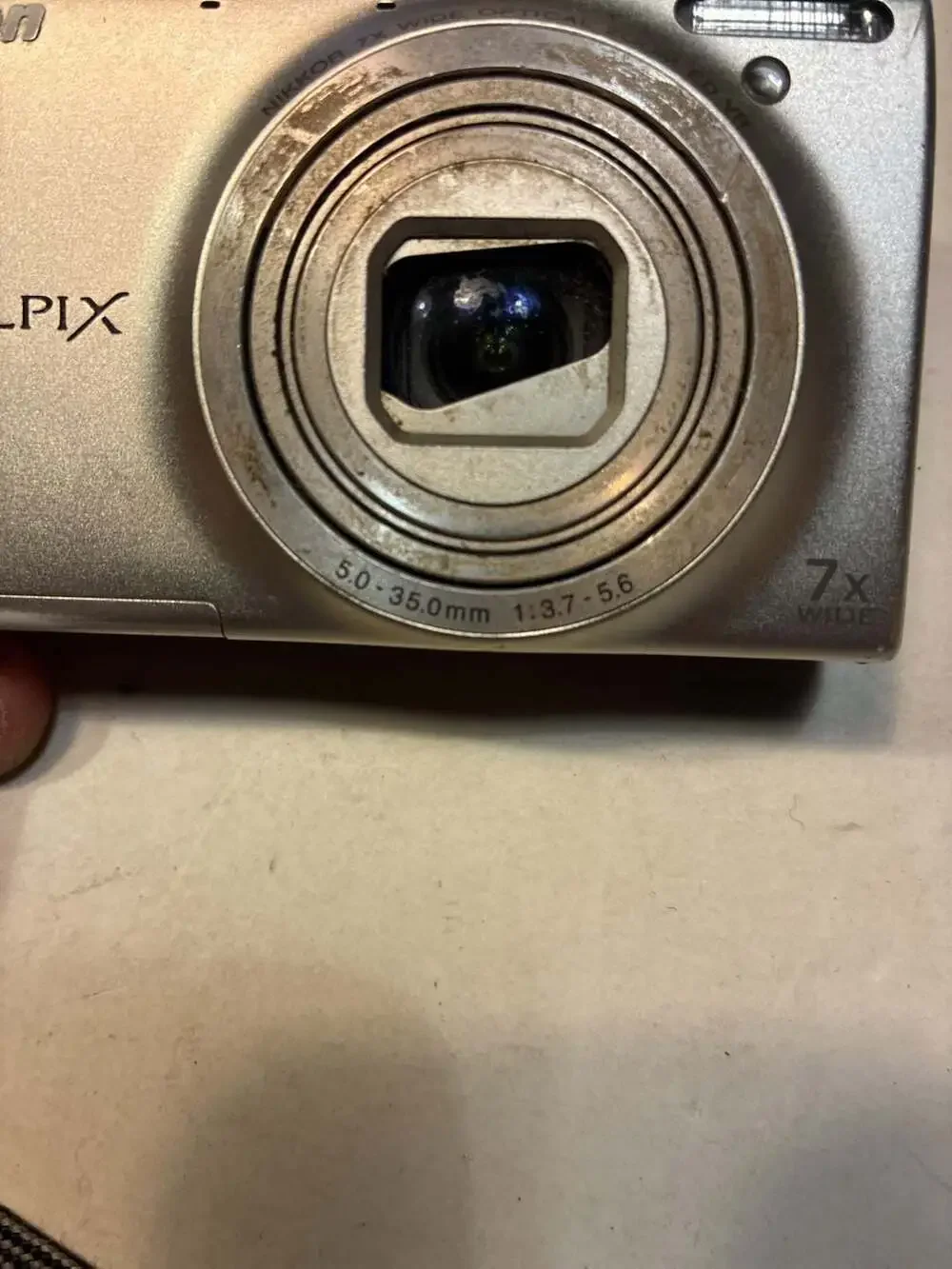 Nikon COOLPIX S6100 16.0MP Digital Camera Silver 7X Wide Zoom